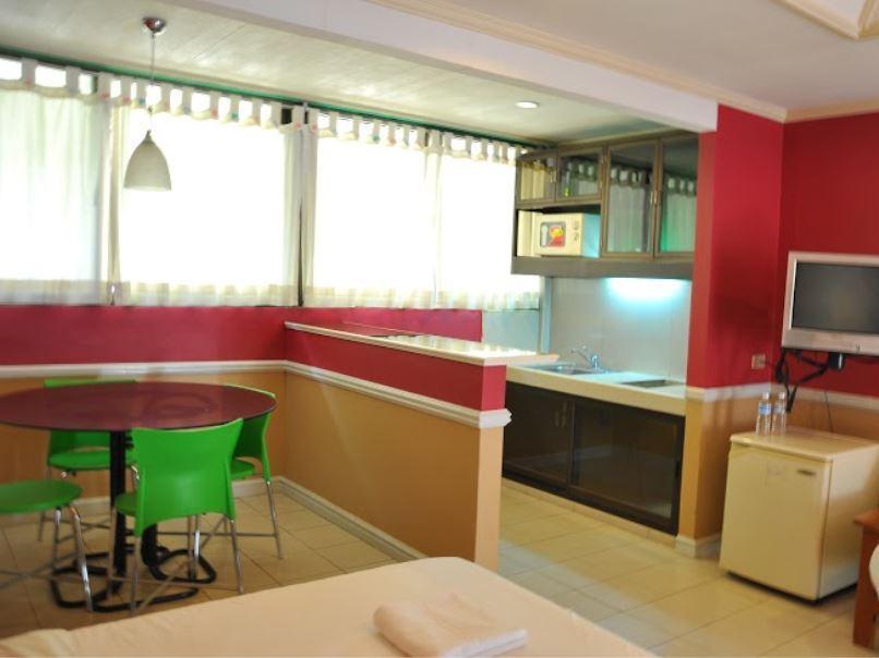 Club Manila East Taytay Apartment Ngoại thất bức ảnh